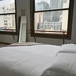 Historic Downtown La Loft - Urban Charm