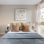 West Hollywood 2Bdr Residence