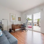 Sawtelle Serenity- Modern Comfort