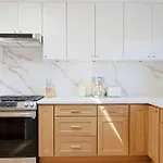 Chic 2B2B Apt W City Views Near Sunset Blvd