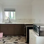 Luxe Stay Room With Private Bathroom 55