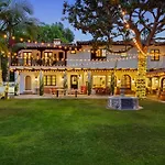 Mediterranean Dream Villa Oasis