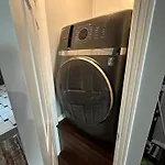 Charming 3-Bedroom 2-Bathroom House In North Hollywood
