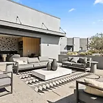 The Dodger Hideaway, Serene Studio Suite