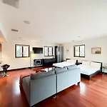 Modern 4Br Gem Near Beverly Hills By Allevo Homes