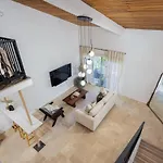 Mediterranean La Loft W Pool, Fitness Room & Tennis Courts