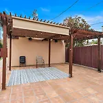 Private Guest Suite Beverly Hills Adj