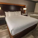 Comfort Inn & Suites Near Universal - N Hollywood - Burbank