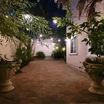 3 Bedroom Apartment By The Mrc Hotel And 5 Minutes To Rodeo Drive Wifi Tv Patio Walk To Restaurants