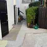 Fully Remodeled 1 Bedroom In Prime West Hollywood