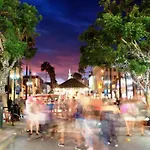 Santa Monica 2 Bed/ 2 Bath