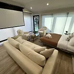 Zenice Beach Luxury Home - Sauna, Cold Plunge, Spa