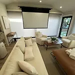 Zenice Beach Luxury Home - Sauna, Cold Plunge, Spa