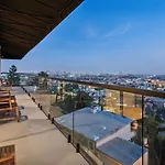 Hollywood Hills Luxury Nest