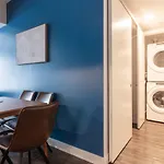 Modern Gem In Hollywood