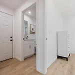 Laurel Canyon Getaway