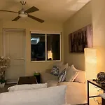 Wilshire La Brea Apartments