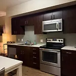 Wilshire La Brea Apartments