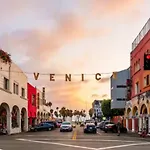 Luxury 2 Bedroom Penthouse With Stunning Views Venice & Marina Del Rey
