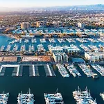 Luxury 2 Bedroom Penthouse With Stunning Views Venice & Marina Del Rey