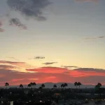 Luxury 2 Bedroom Penthouse With Stunning Views Venice & Marina Del Rey