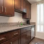 Hollywood Hideaway Apartment Homes