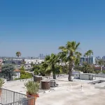 Hollywood Hideaway Apartment Homes