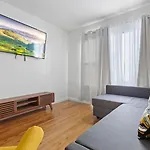 Cozy 1 Bedroom West Hollywood