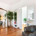 Luxurious Chic Chateau Exclusive Sunset Strip Hideaway In Weho