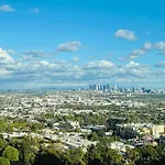 Hollywood Hill Stunning View Cozy Private Room