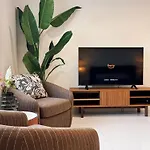 Hollywood Hill Stunning View Cozy Private Room