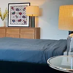 Hollywood Hill Stunning View Cozy Private Room