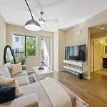 Chic 1Br Retreat With Pool, Gym & Jacuzzi In Mid Wilshire & Miracle Mile