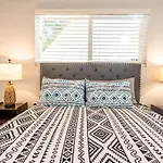 Woodland Hills Heavenly Gateway