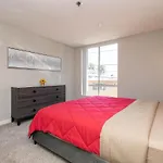 2Br Hollywood Apt With Rooftop Pool & Stunning Views