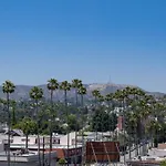 Stylish Hollywood Hideaway 1Bed Rooftop Pool With Iconic View