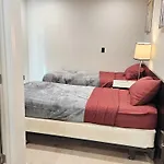 Stylish Downtown Escape With Rooftop Views
