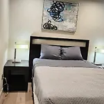 Stylish Downtown Escape With Rooftop Views