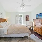 Deluxe Homestay In The Heart Of Hollywood Hills