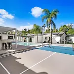Wellness Temple La, Luxury Private Escape In Woodland Hills