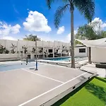 Wellness Temple La, Luxury Private Escape In Woodland Hills