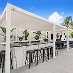 Wellness Temple La, Luxury Private Escape In Woodland Hills