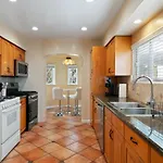Spacious 4Br House With Large Yard And Parking Beverly Hills Adj