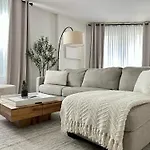 Beautiful Getaway Near Venice