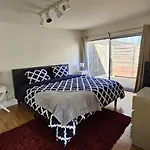Best Prime Location 1Bd 1Bath Guest House