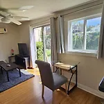 Best Prime Location 1Bd 1Bath Guest House