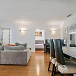 Luxury Piano Villa Home In Studio City Near Universal Studio & Hollywood For 8