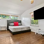 Luxury Piano Villa Home In Studio City Near Universal Studio & Hollywood For 8