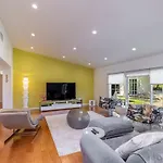Sunnyhill Escape