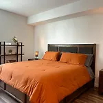 Hollywood Chic Studio With Free Parking